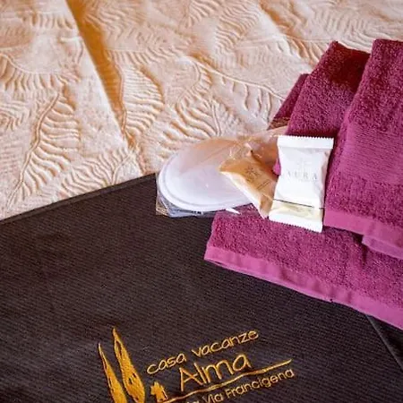 Apartment Alma - - Siena *