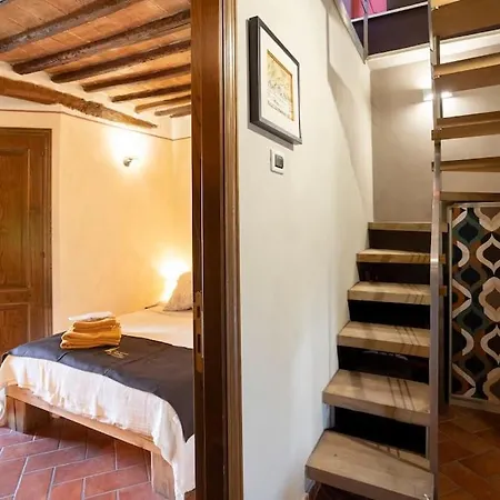 Apartment Alma - - Siena *