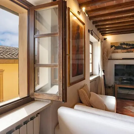 Apartment Alma - - Siena